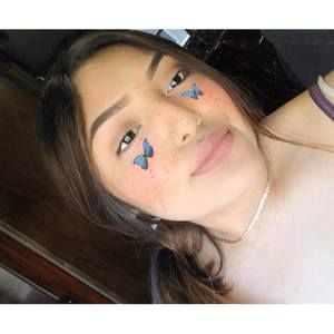 Meet your Posher, Aracely